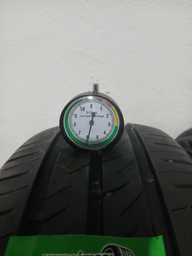 195 60 15 88H KUMHO ECOWING ES01 - Imagen 4