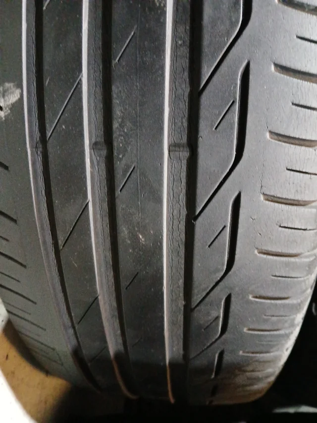 185 60 15 84H BRIDGESTONE TURANZA - Imagen 2