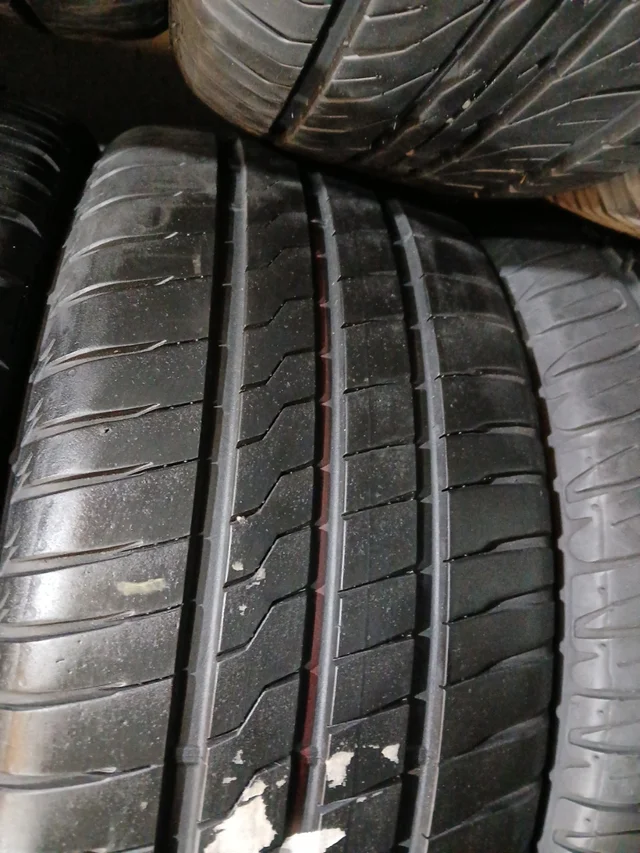 195 50 15 82H BRIDGESTONE ROAD HAWK - Imagen 2