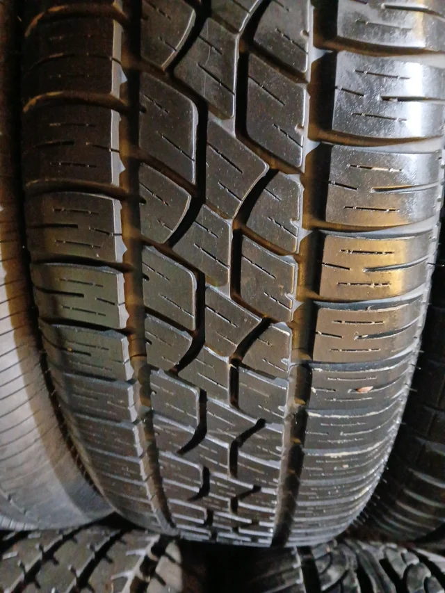 195 65 15 91T DUNLONP SP9E - Imagen 2