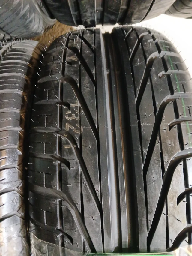 205 55 15 87Y DRAC10 P5000 - Imagen 2