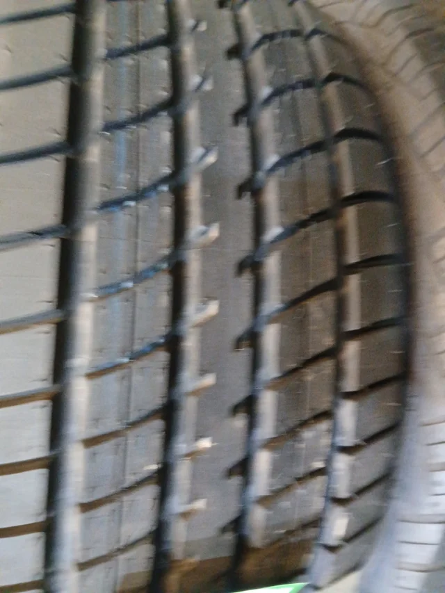 225 60 15 DUNLONP SP SPORT 2000 - Imagen 2