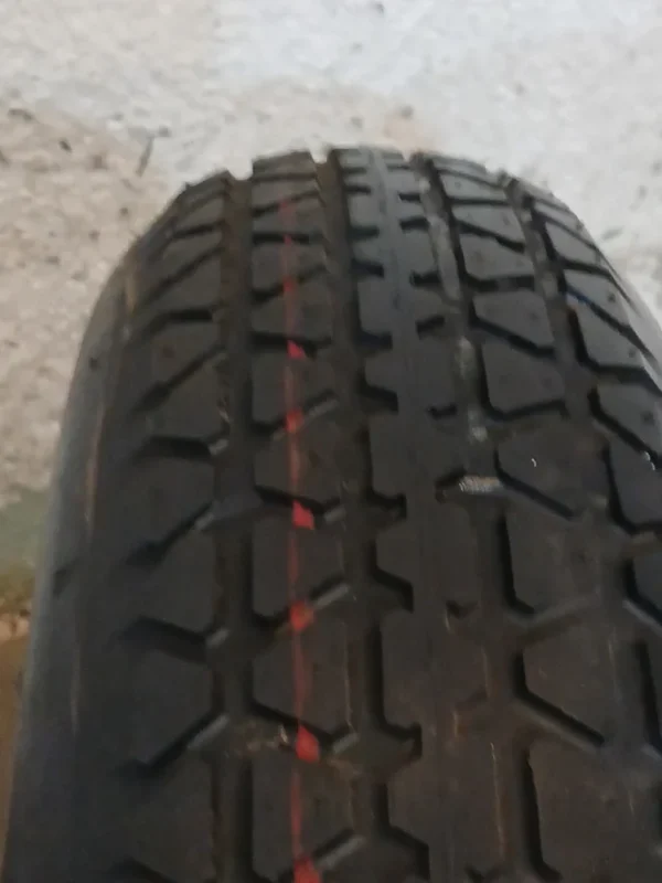 135 80 16 101M BRIDGESTONE INFLATE TO420 - Imagen 2