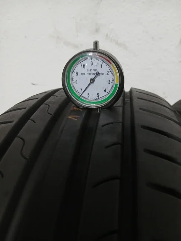 205 60 16 96V DUNLOP SPORT BLUERESPONCE - Imagen 4