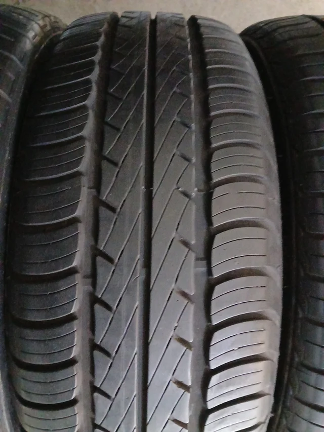 195 55 16 87H GOOD YEAR EAGLE - Imagen 2