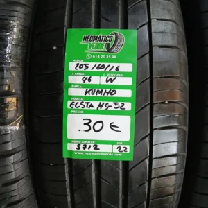 205 60 16 96W KUMHO ECSTA HS52