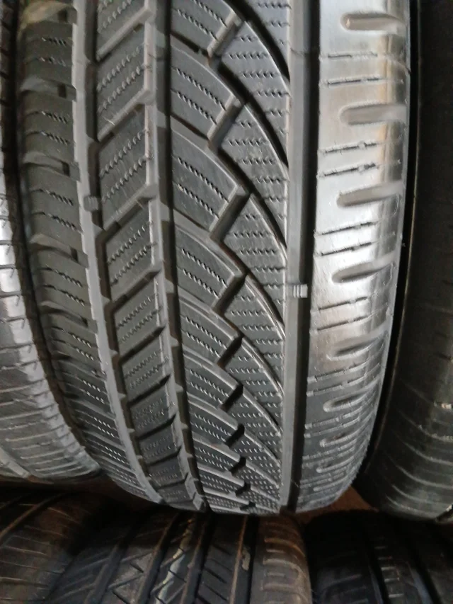 205 60 16 96V SUPERIA SCOBLUE - Imagen 2