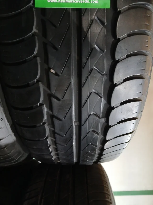 205 50 17 93W GOOD YEAR EAGLE NCT5 - Imagen 3