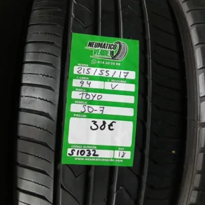 215 55 17 94V TOYO SD-7