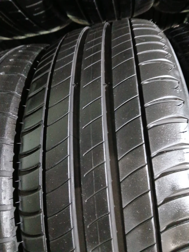 215 60 17 96V MICHELIN PRIMACY 3 - Imagen 2