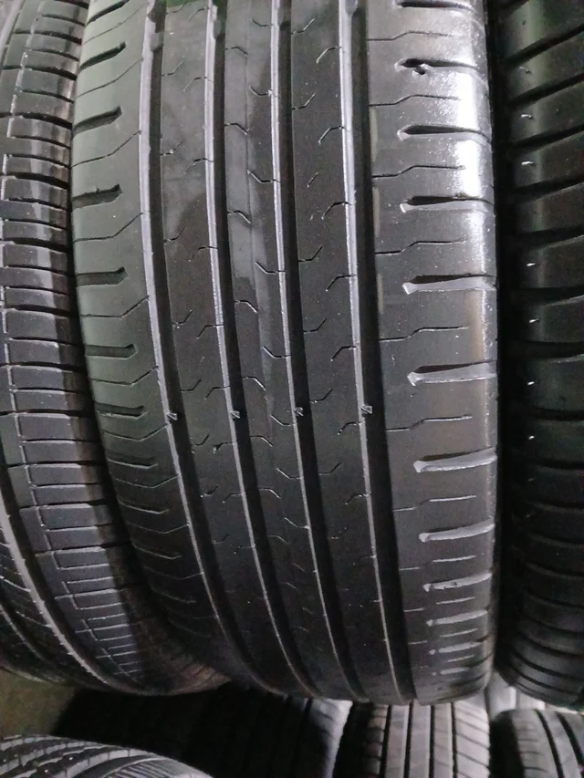 215 60 17 96H CONTINENTAL CONTICONTACT5 - Imagen 2