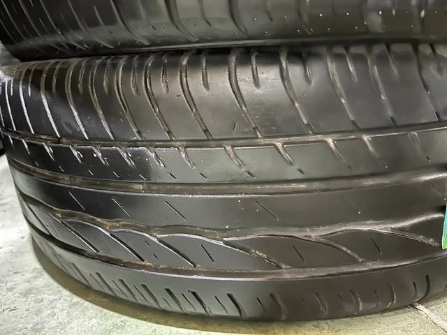 215 55 17 94V BRIGESTONE TURANZA ER 304 - Imagen 3