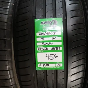 225 40 18 92W KUMHO ECSTA HS51