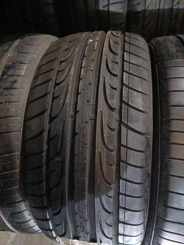 235 35 19 DUNLONP SPORT MAXX - Imagen 3