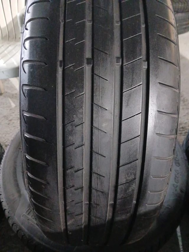 225 60 19 104W BRIDGESTONE ALENZA 001 - Imagen 2