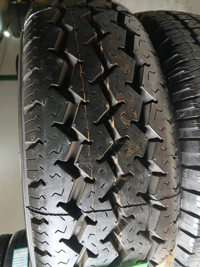 215 75 14 112/110N FIRESTONE CV-2000 - Imagen 2