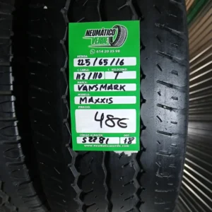225 65 16 112/110T VANSMARK MAXXIS
