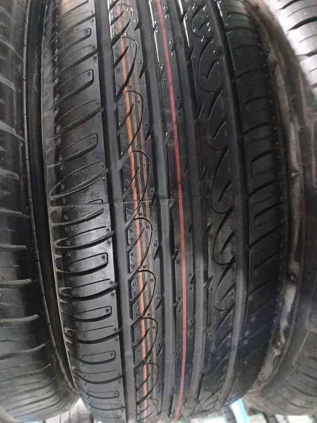 205 60 16 92H FIRESTONE TZ 300 - Imagen 3