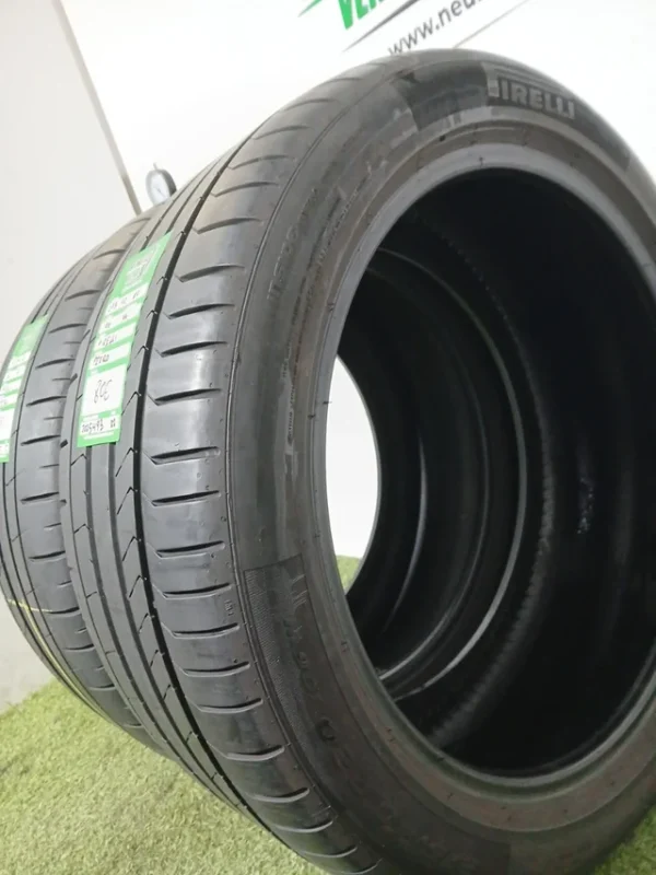 275 40 20 106W PIRELLI PZERO TM - Imagen 3