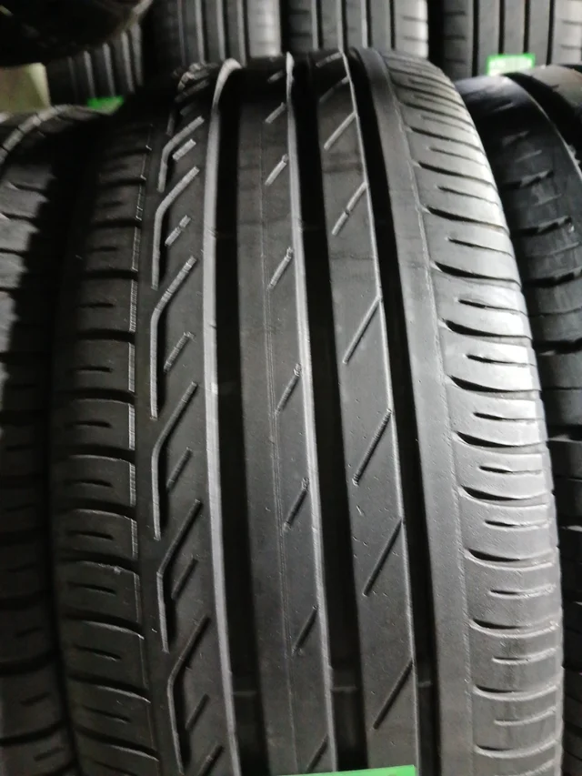 205 55 16 91Q BRIDGESTONE TURANZA TOO1 - Imagen 2