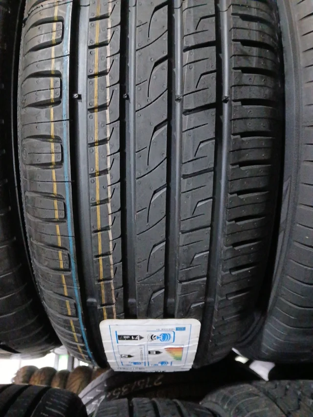 215 55 17 94Y BARUM BRAVURIS 3 HM - Imagen 3